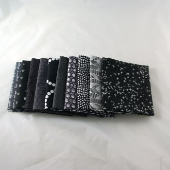 Black Grab Bag 5 Fat Quarter Bundle